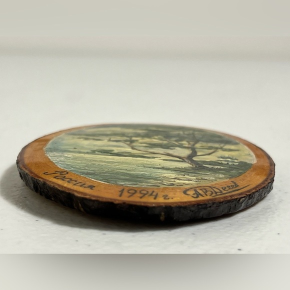 VTG 1994 Hand Painted Wood Slice Poccua Signed ABDeed Ornament Souvenir - Picture 3 of 12